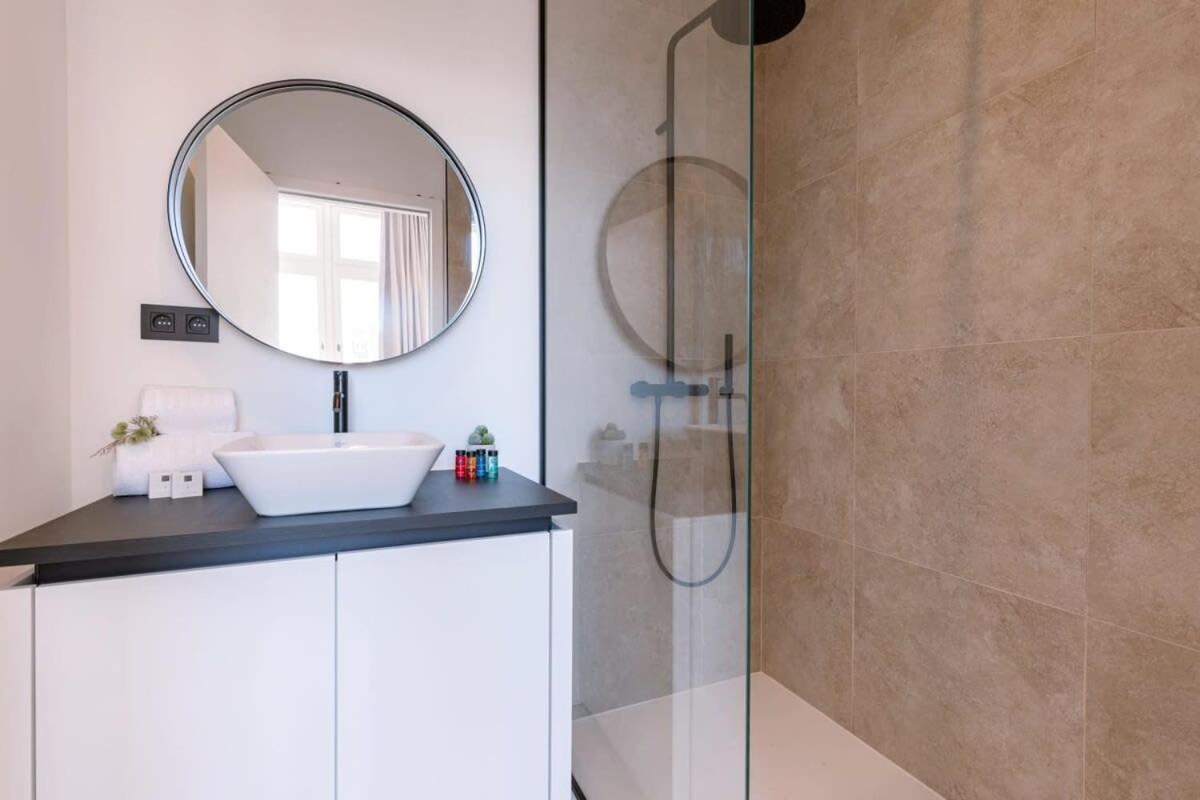 Luxurious Apartment In Town House Near The Beach Blankenberge Exteriér fotografie